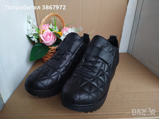 Дамски обувки на платформа , снимка 3 - Дамски ежедневни обувки - 53374760