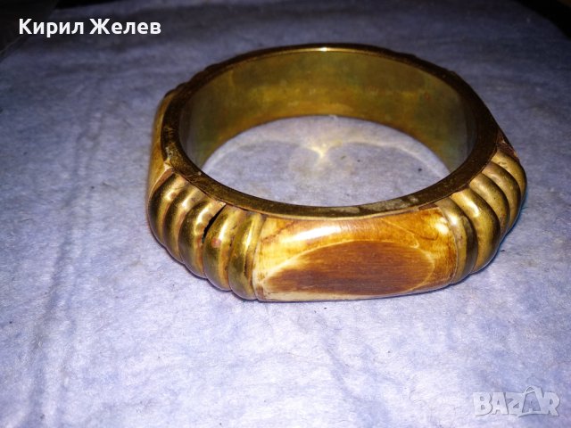 СТАРА БРОНЗОВА ТИБЕТСКА ЕТНОГРАФСКА ГРИВНА ИНКРУСТИРАНА с РЪЧНО ШЛИФОВАНА КАМИЛСКА КОСТ 2225, снимка 5 - Антикварни и старинни предмети - 41145888