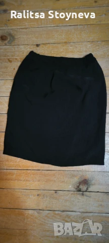 Черна официална пола