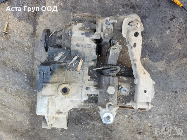 ръчна скоростна кутия за VW Caddy 1.9SDI - 64к.с 