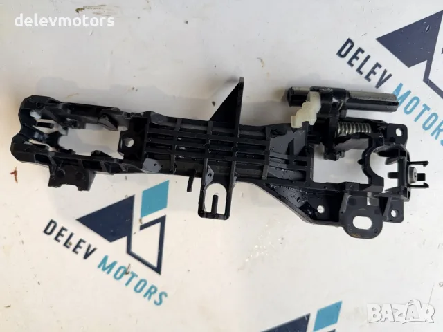 69201F4010 предна дясна основа за външна дръжка от Toyota C-HR 2.0 l-VVTi Hybrid, снимка 2 - Части - 56178525