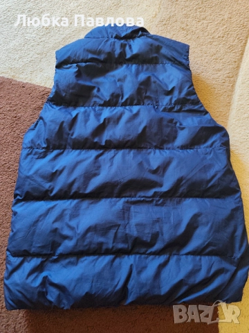 Елек Nike (100% оригинал ), снимка 2 - Детски якета и елеци - 52261336