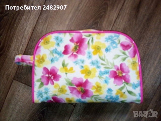 Козметичен несесер, снимка 3 - Други - 39892462