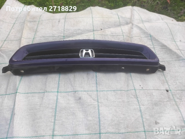 Предна решетка за Хонда Сивик 6, снимка 5 - Части - 52414669