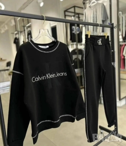 дамски екипи calvin klein jeans, снимка 3 - Спортни екипи - 51952471