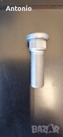 Шпилки и гайки 12Х1.5