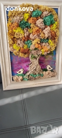 декорации ръчно изработени от жив скандинавски мъх и сапунени рози.