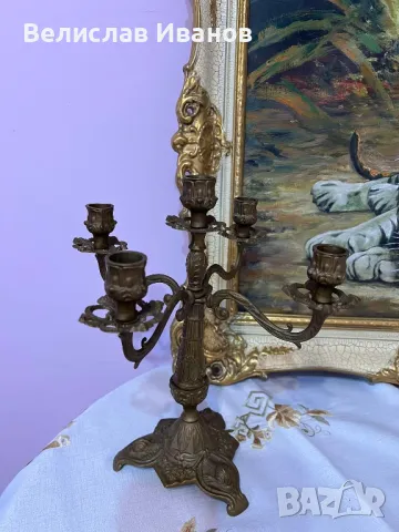 Бронзов бароков свещник петица в перфектно състояние., снимка 1