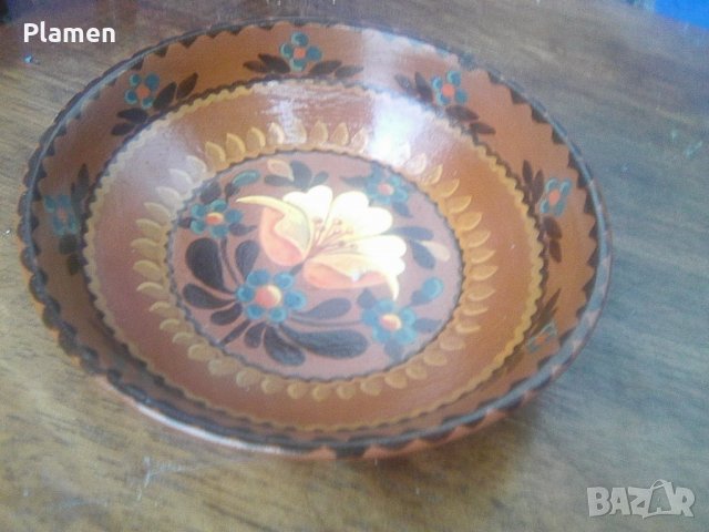 Изрисувана дървена чиния сувенир, снимка 3 - Други ценни предмети - 39047365