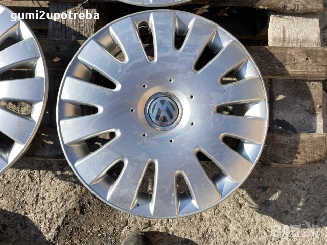 16 цола Тасове VW Passat Volkswagen Passat 1K0601147g Оригинал, снимка 2 - Аксесоари и консумативи - 53134715