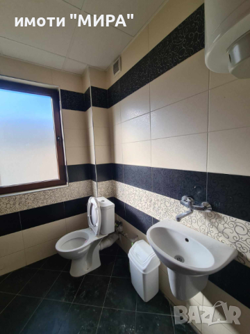 ОФИС в Административна сграда в Центъра на град Хасково, снимка 5 - Офиси - 44836691