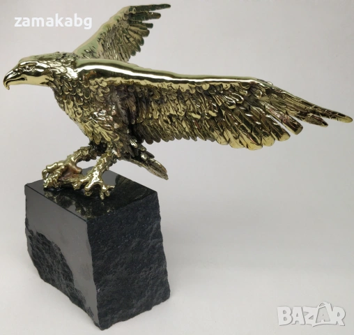 Бронзова пластика орел с поставка естествен камък черен гранит, снимка 6 - Статуетки - 53811210