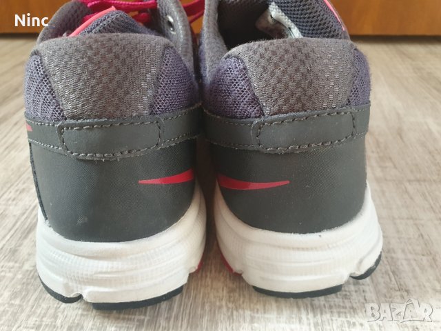 Дамски маратoнки Nike 38, снимка 5 - Маратонки - 42440747