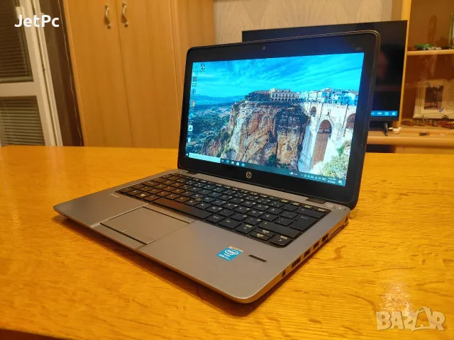 HP Elite Book 820, снимка 3 - Лаптопи за дома - 55970841