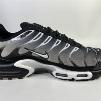 Nike TN AirMax Black Silver Metalic / Оригинална Кутия, снимка 3 - Спортни обувки - 44666759