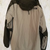 The North Face HyVent оригинално мъжко водоустойчиво яке в бежов и зелен цвят р-р L - със забележки, снимка 13 - Якета - 41897634