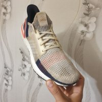 оригинални маратонки Adidas Ultraboost 19 номер 43-43 1/3, снимка 10 - Маратонки - 41398676