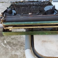 Пишещи машини Erika Underwood, снимка 5 - Антикварни и старинни предмети - 41285614