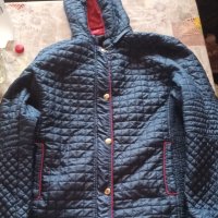 Продавам 2 хубави дамски зимни якета,размер 3XL и 4XL по етикет,цената е за  бр.-за 2те заедно- 50лв в Якета в гр. София - ID41342759 — Bazar.bg