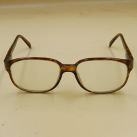 Диоптрични очила Viennaline, снимка 2 - Слънчеви и диоптрични очила - 44535390