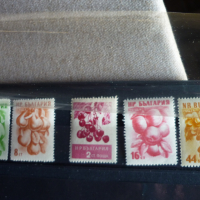 Пощенски марки, снимка 5 - Филателия - 36287424