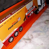 Mercedes-Benz Actros.1.43 Scale.Repsol Honda Team.Dani Pedrosa🇪🇸 2., снимка 12 - Колекции - 42637003