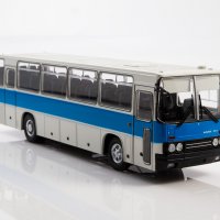 Умален модел на автобус Ikarus-256, в мащаб 1:43, снимка 1 - Колекции - 35981600