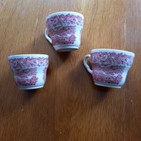 Три красиви порцеланови чаши за чай , снимка 1 - Чаши - 40131319