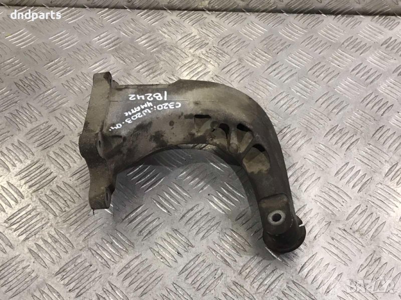 Лапа двигател Mercedes W203,C320i,4MATIC,2004г., снимка 1