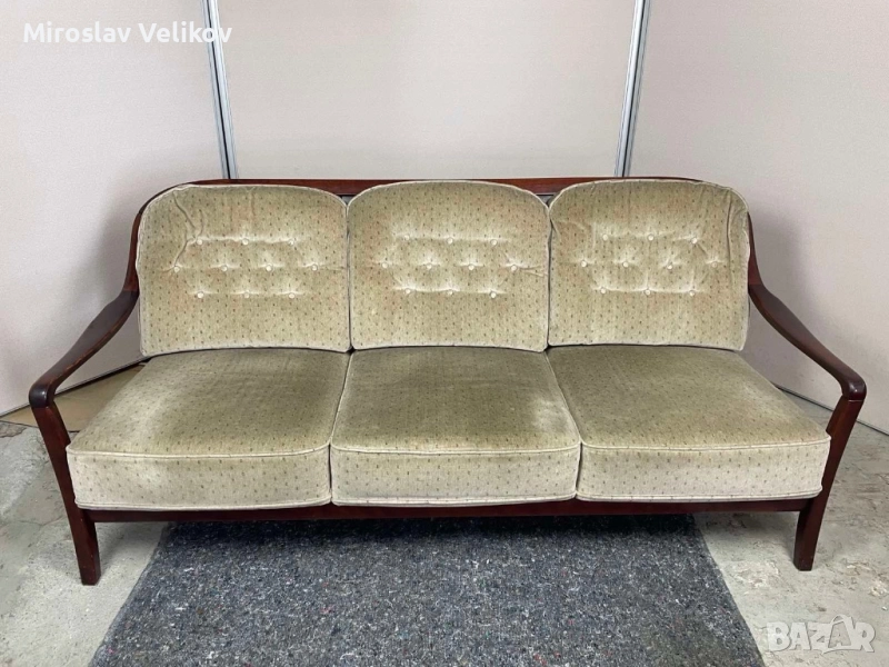 Старинен диван в много добро състояние , снимка 1