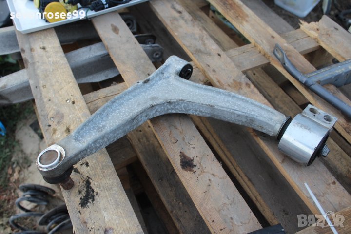 Носач преден десен Фиат Крома 1.9jtd 150ks Fiat Croma 2008, снимка 1