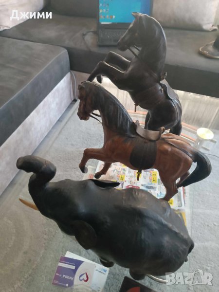 стари кожени статуетки, снимка 1