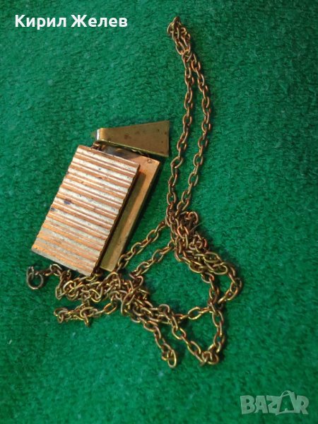 КРАСИВ Стар ПОЗЛАТЕН БРОНЗОВ РЕТРО АР ДЕКО МЕДАЛЬОН с ФИНА БРОНЗОВА с ПОЗЛАТА ЗДРАВА ВЕРИЖКА 38453, снимка 1