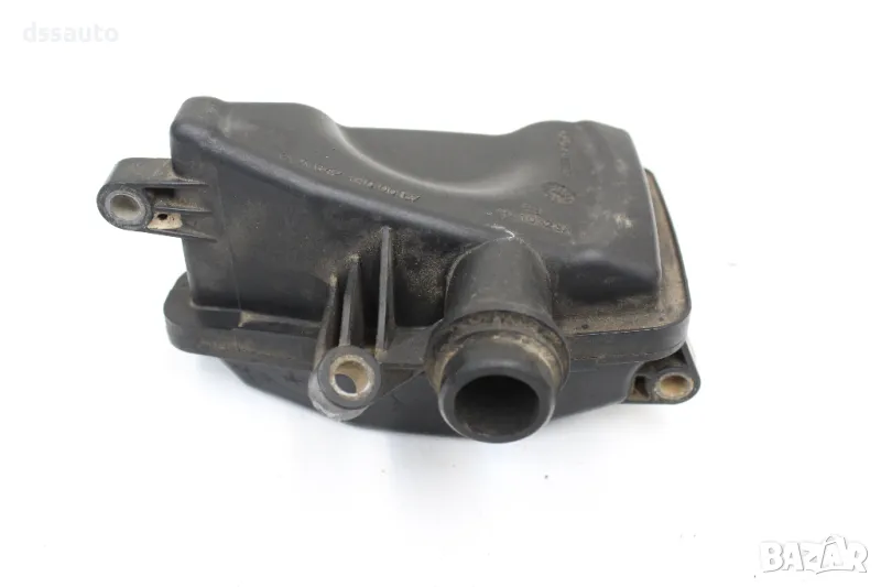 Резонатор за всмукване на въздух Мерцедес 6421400087 W642, снимка 1