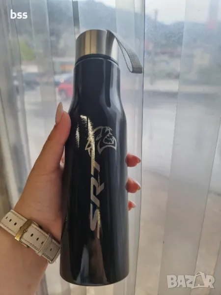 Гравирана метална бутилка , снимка 1