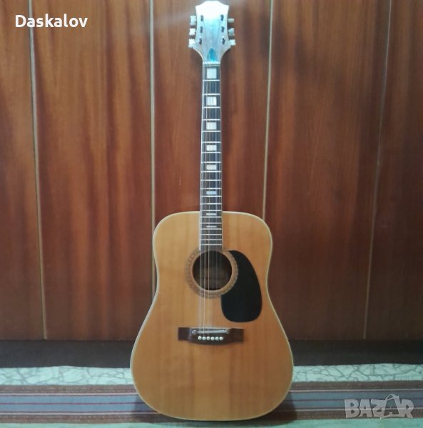 Продавам акустична испанска китара, снимка 1