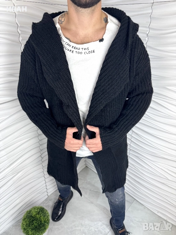 Мъжка плътна жилетка в черно с качулка, снимка 1