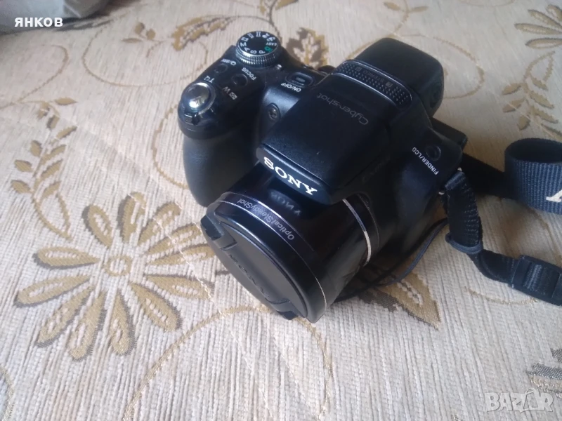 Предлагам готина фото камера Soni Cyber shot SX350, снимка 1