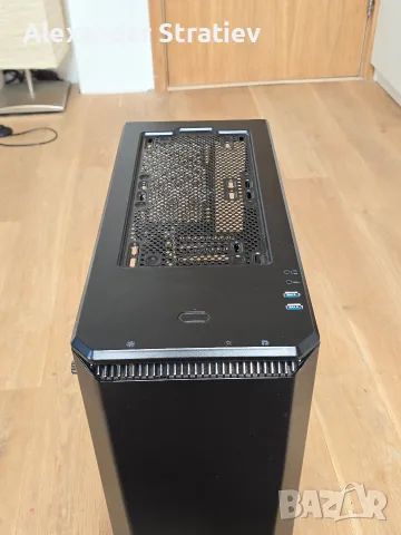 Компютърна кутия Phanteks Eclipse P400 + 3 вентилатора Corsair LL120 RGB c контролери, снимка 7 - Захранвания и кутии - 55779528