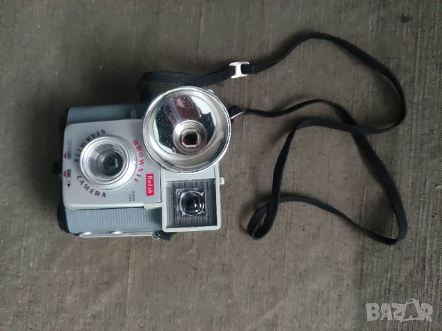 Продавам Kodak Brownie Starmite, снимка 6 - Фотоапарати - 39557022