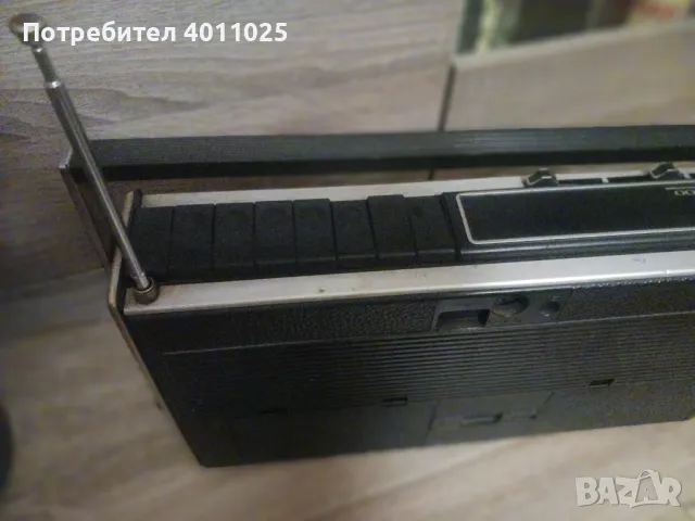 Vintage радио  grundig city boy 1100, снимка 4 - Радиокасетофони, транзистори - 47982347