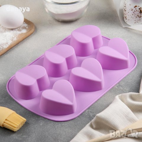 2417 Силиконова форма за печене Полуразполовени сърца