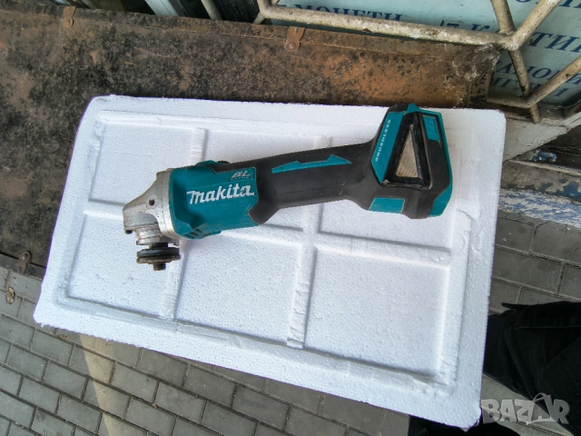 Ъглошлайф макита