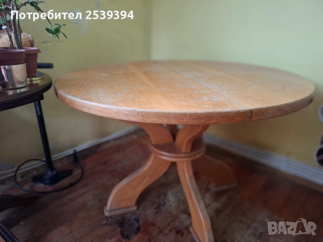 Дървена масивна маса 