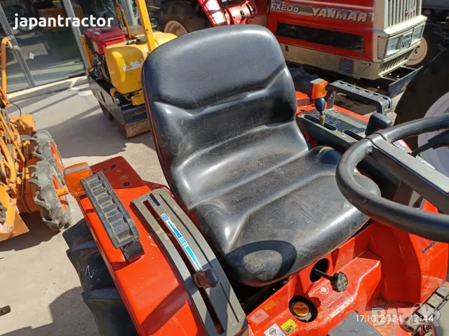 трактор янмар нов внос, снимка 2 - Селскостопанска техника - 47617161