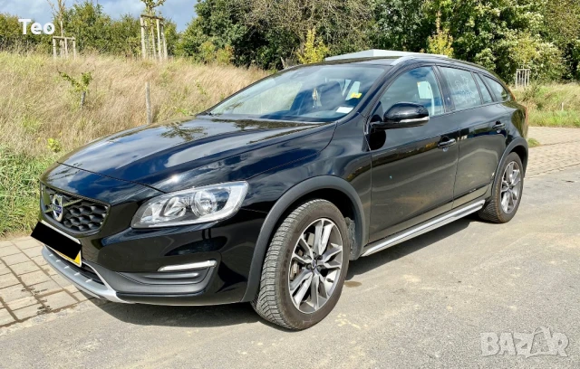 Volvo v60 D3 cross country 2017, снимка 1