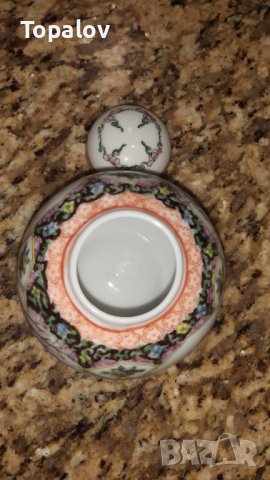 Винтидж ваза от порцелан с маркировка на Lotus Blooms Brand Porcelain, снимка 7 - Сервизи - 38955366