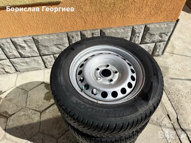 Оригинални джанти с гуми за vw Caddy, снимка 6 - Гуми и джанти - 55933578