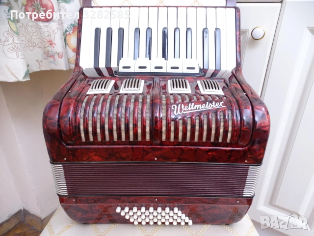 Акордеон Велтмайстер 40 баса