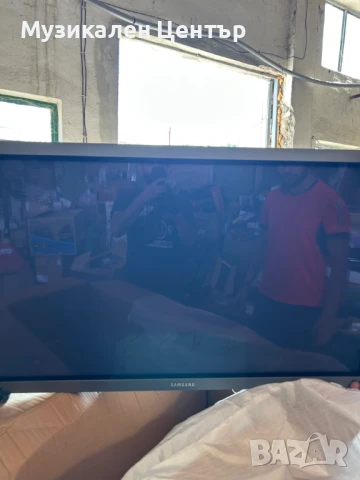 Монитори за Камери 40` 50` SAMSUNG, снимка 8 - Монитори - 50902634